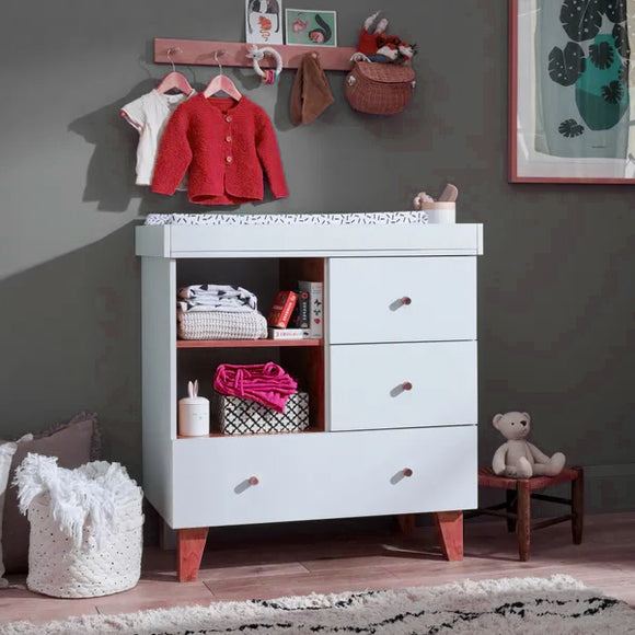 Contemporary High Quality Baby Changing Unit | Chest of Drawers | Baby Dresser | White