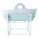 This safe, stylish and portable Moses basket is perfect for baby’s naps around the house or out and about.