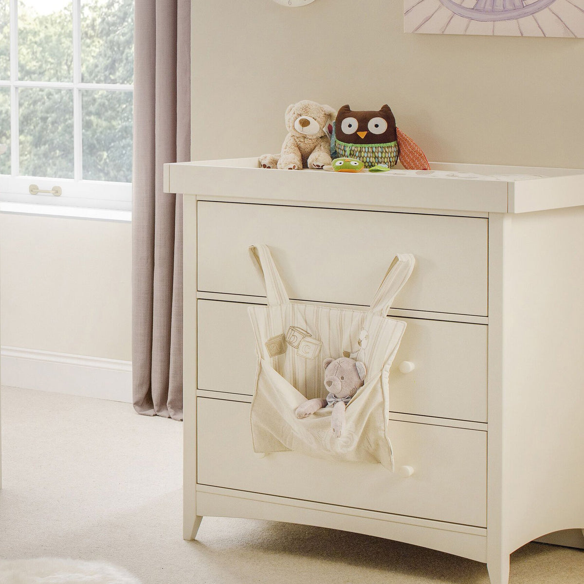 Chest of drawers baby changing unit top