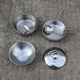 Includes 6 stainless steel accessories of pots, pans & utensils