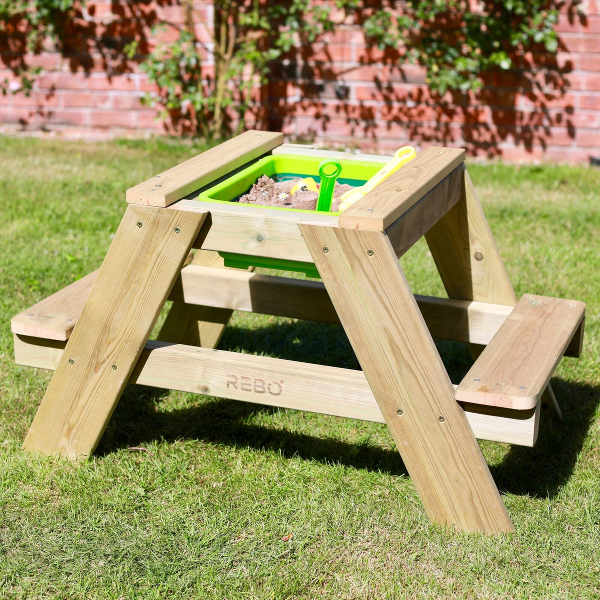 Premium 4in1 Picnic Bench, Water, Sandpit & Mud Kitchen + Lid www