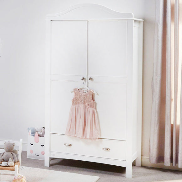 Whether it's a nursery set you're after or just need to top up, we have a range of nursery wardrobes for every one.