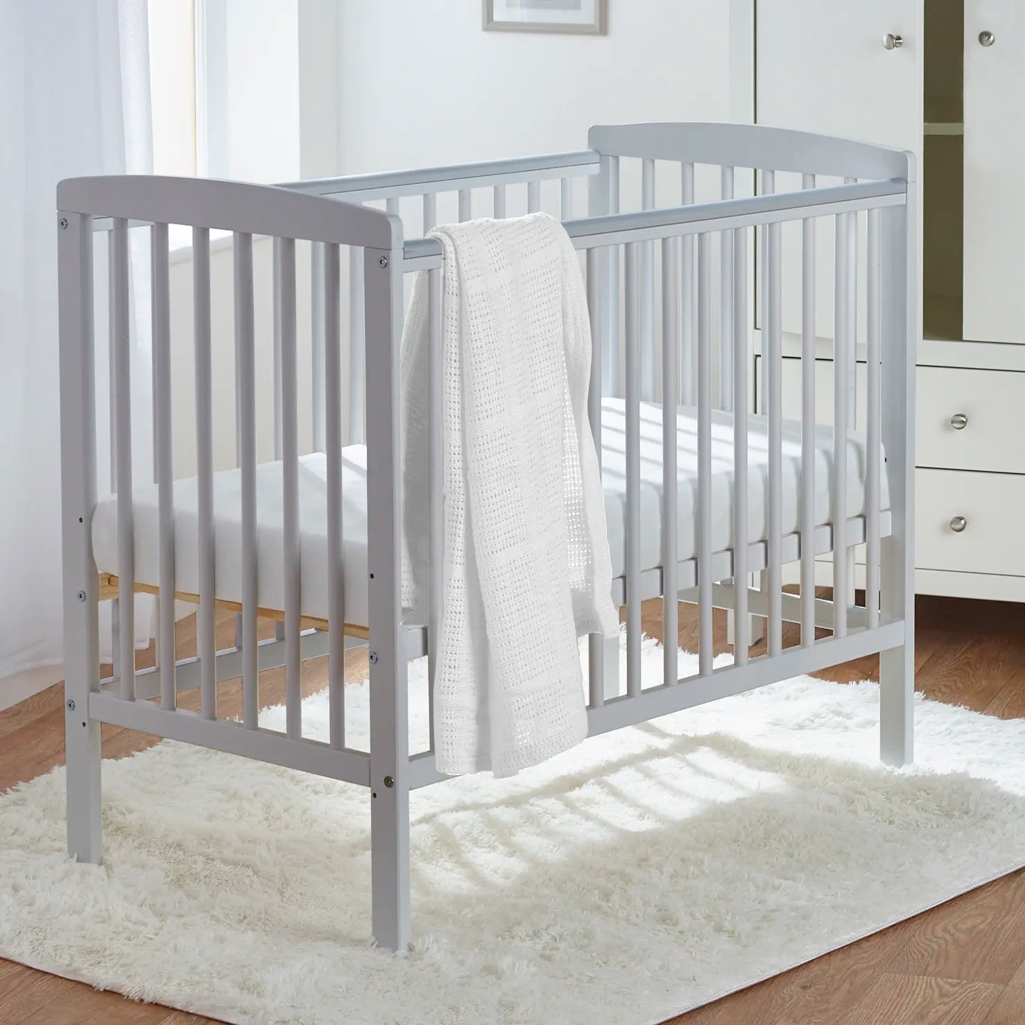 Space saving nursery furniture shop