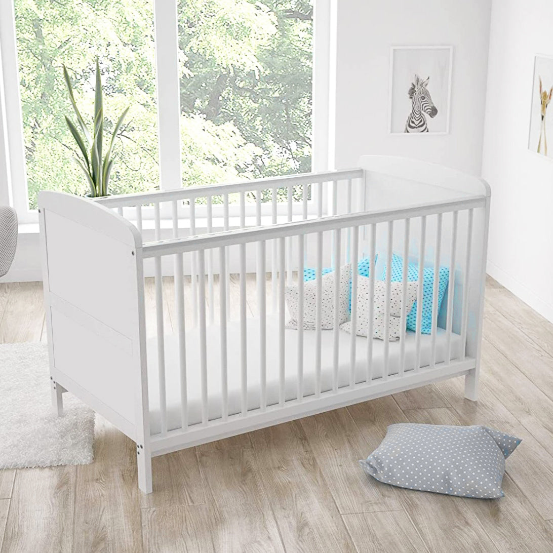 Wooden travel cot