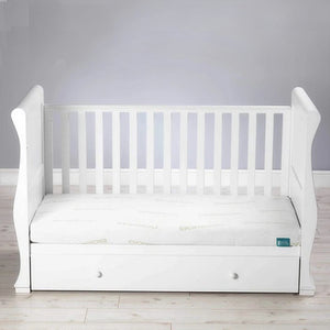 Designed to fit cot beds, the 100% natural mattress is filled with a wool and natural coir