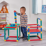 To wielofunkcyjne centrum aktywności dla dzieci już od 12 m składa się z placu zabaw, zjeżdżalni, legowiska, ławki oraz stołu i krzeseł