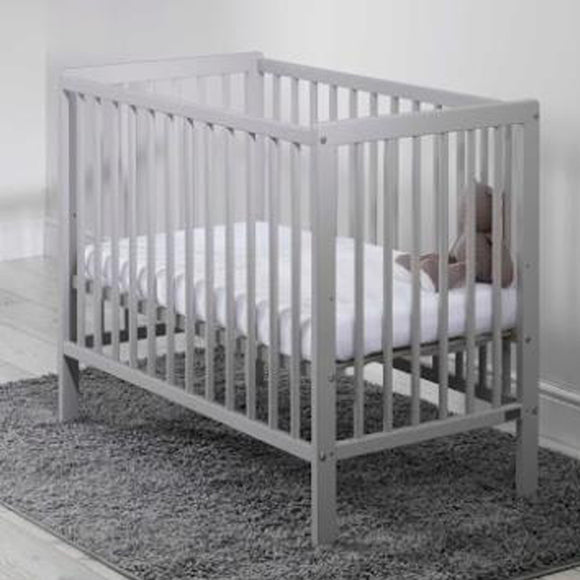 This gorgeous Grey Wooden Carolina Space Saving Cot is very simple to put together, for a hassle free assembly.