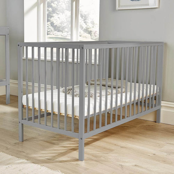 Part of our Pebbles Nursery Collection, this Cot in warm grey is the perfect way to send your baby off to dreamland. 