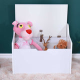 Caja de juguetes para niños fabricada en MDF FSC y acabada en blanco. 60 cm de ancho x 40 cm de fondo x 46,6 cm de alto.