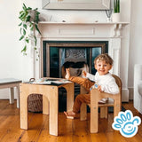 مجموعة طاولة وكراسي الأطفال الخشبية funstation من little helper - طباشيري