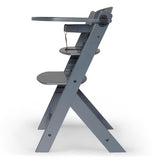 हमारी स्कैंडिनेवियाई ग्रो-विद-मी स्लेट ग्रे हाईचेयर का उपयोग 6 महीने से लेकर 10 साल तक का बच्चा डेस्क कुर्सी के रूप में कर सकता है।