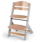 Pode ser utilizada como cadeira alta para bebé, assento para brincar graças a um amplo tabuleiro ou como cadeira de secretária até aos 10 anos.