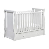 This cot also has 3 base heights, making it easier and safer for you to pick up your newborn.