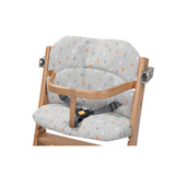 Supercomfortabel kinderstoelkussen als aanvulling op de houten kinderstoelen van Little Helper