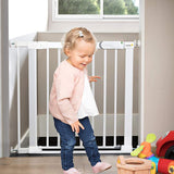 Notre portail d'escalier en métal blanc Flat Step, SectureTech® offre un nouveau niveau de sécurité dans les portails U-Pressure.