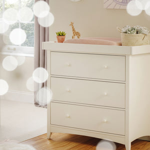 white shaker dresser Style 5-Drawer Malaysia Lithium Battery Contained Camaflexi Shaker Style Solid Wood