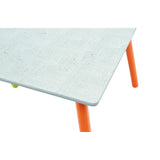 Lacquered table top for easy cleaning and durability