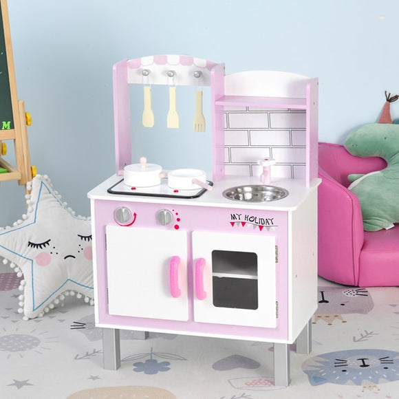 toy kitchen complete with oven, microwave, washing machine and sink, your little one has lots to play house with
