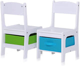 Se incluye mucho espacio de almacenamiento en esta hermosa mesa para niños y 2 sillas con cajones de tela debajo de cada silla.