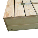 Acabados de alta calidad en este arenero infantil cuadrado de madera de pino, ecológico y de gran tamaño.
