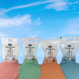 Netoxický piesok dostupný v prírodných alebo rôznych farbách a v rôznych gramážach sa predáva samostatne