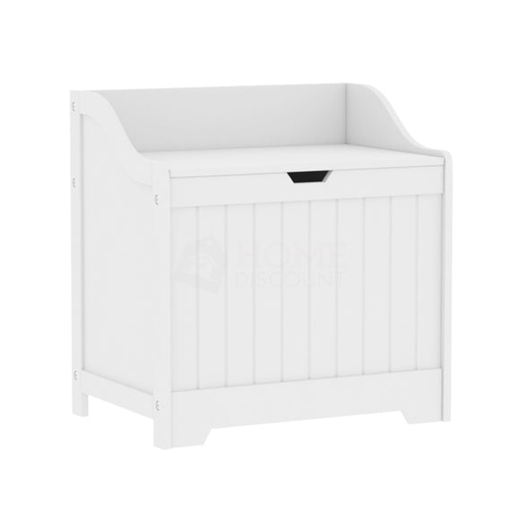 This toy box can be used to hold everything from pillows and fresh bedding to a handful of cuddly toys and homely essentials