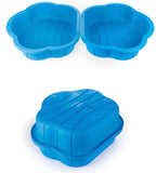 Usa le conchiglie con palline di plastica morbida, sabbia o come piscina per bambini