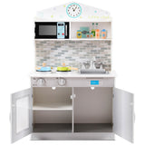 With multiple accessories, children can pretend to wash in the sink, cook on the hob or organise the cupboards